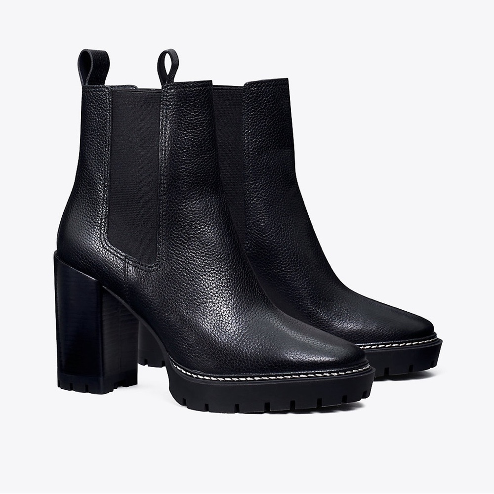 New Tory Burch Carson Lug Sole Chelsea Boots - Picture 1 of 6
